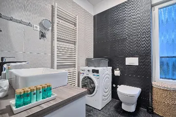 Modern Family Apartment with Shared Pool, Split