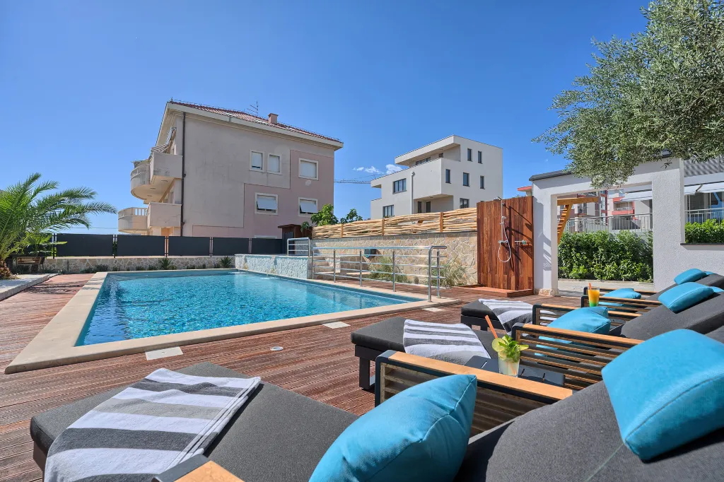 Modern Family Apartment with Shared Pool, Split