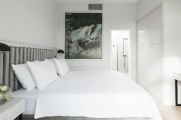 Modern Poolside Villa Retreat in Pazin