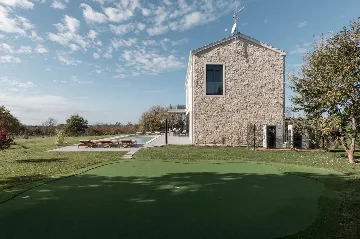 Modern Poolside Villa Retreat in Pazin