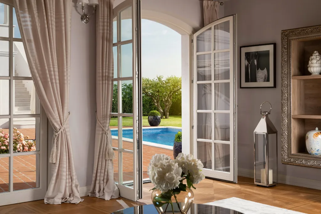 Elegant Family Villa with Pool in Vabriga