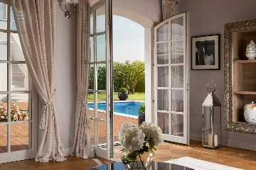 Elegant Family Villa with Pool in Vabriga