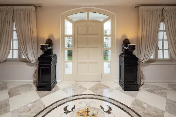 Elegant Family Villa with Pool in Vabriga