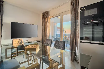 Modern Apartment with Shared Pool in Split