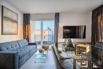 Modern Apartment with Shared Pool in Split