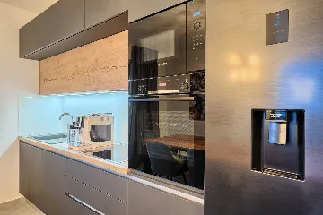 Penthouse Apartment with Rooftop Jacuzzi in Split