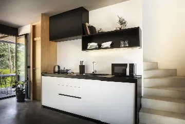 Family Villa Retreat with Terrace in Njivice