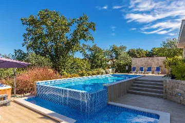 Spacious Family Villa with Pool in Malinska