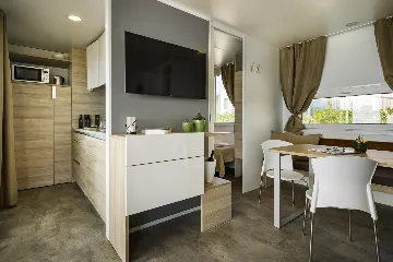 Modern Bungalow Retreat with Pool in Novigrad