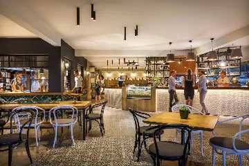 Modern Bungalow Retreat with Pool in Novigrad