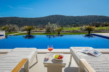 Modern Villa with Pool in Marina