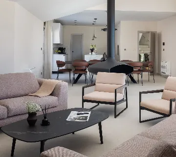 Modern Villa with Pool in Marina