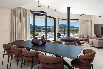 Modern Villa with Pool in Marina