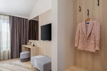 Modern Villa with Pool in Marina