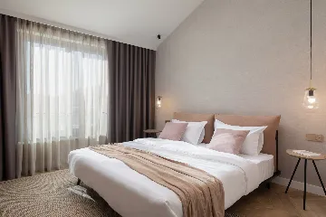 Modern Villa with Pool in Marina