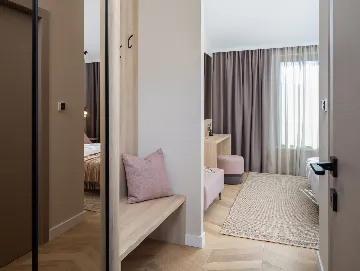 Modern Villa with Pool in Marina