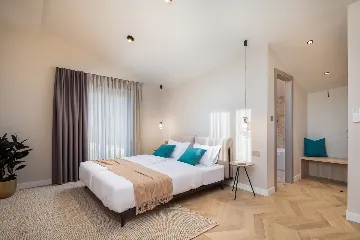 Modern Villa with Pool in Marina