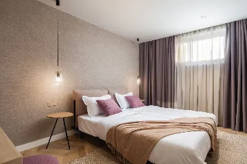 Modern Villa with Pool in Marina