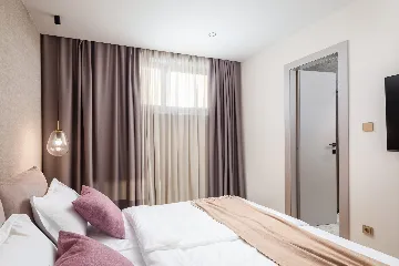 Modern Villa with Pool in Marina