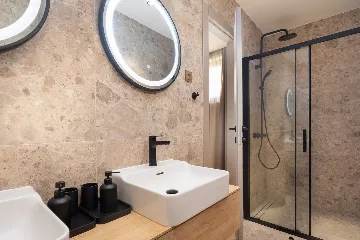 Modern Villa with Pool in Marina