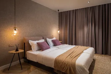 Modern Villa with Pool in Marina