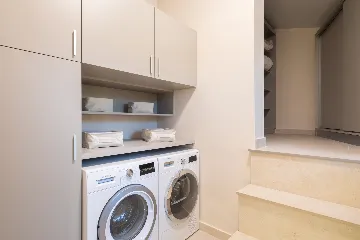 Modern Villa with Pool in Marina