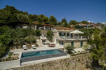 Seaside Stone Villa with Pool in Selca