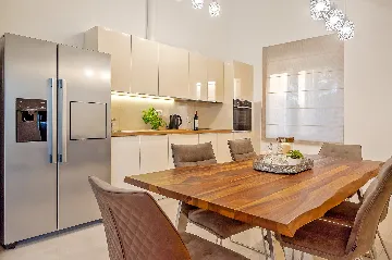 Seaside Family Villa with Pool in Pučišća