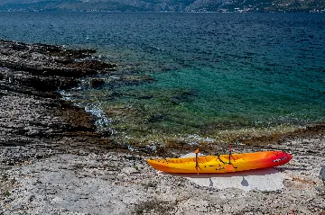 Seaside Family Villa with Pool in Pučišća
