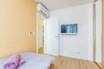 Modern Villa with Heated Pool in Malinska