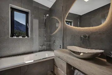 Modern Villa Retreat with Infinity Pool, Makarska