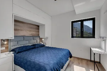 Modern Villa Retreat with Infinity Pool, Makarska