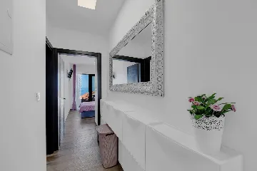 Modern Villa Retreat with Infinity Pool, Makarska