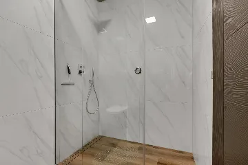 Modern Villa Retreat with Infinity Pool, Makarska