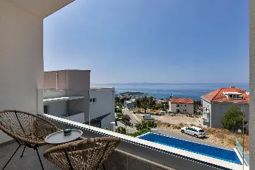 Modern Villa Retreat with Infinity Pool, Makarska