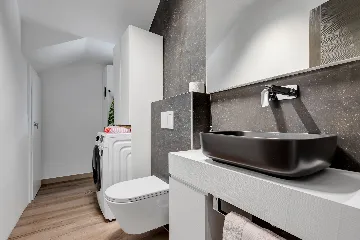 Modern Villa Retreat with Infinity Pool, Makarska