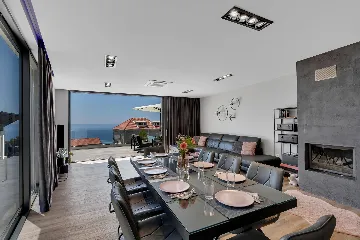 Modern Villa Retreat with Infinity Pool, Makarska