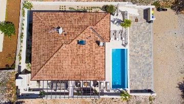 Modern Villa with Pool in Vrbnik