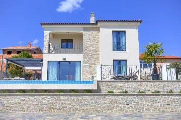 Modern Villa with Pool in Vrbnik