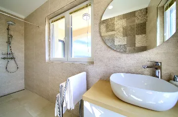 Modern Villa with Pool in Vrbnik