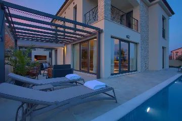 Modern Villa with Pool in Vrbnik