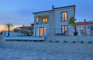 Modern Villa with Pool in Vrbnik