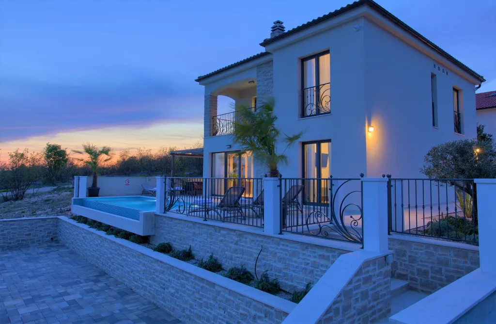 Modern Villa with Pool in Vrbnik