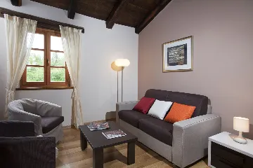 Countryside Retreat Villa with Pool in Grožnjan