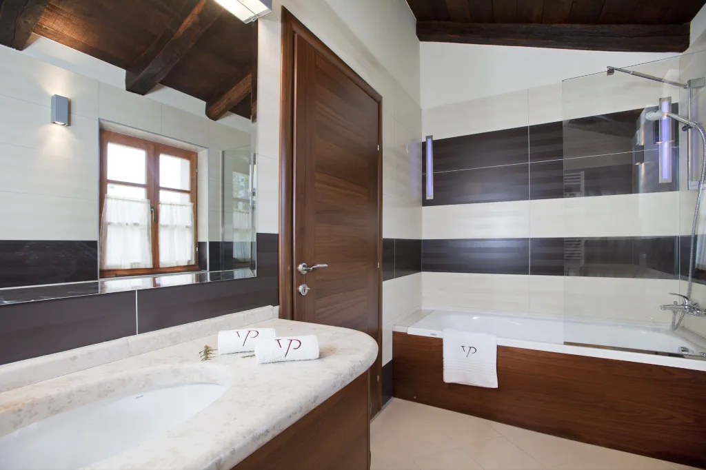 Countryside Retreat Villa with Pool in Grožnjan