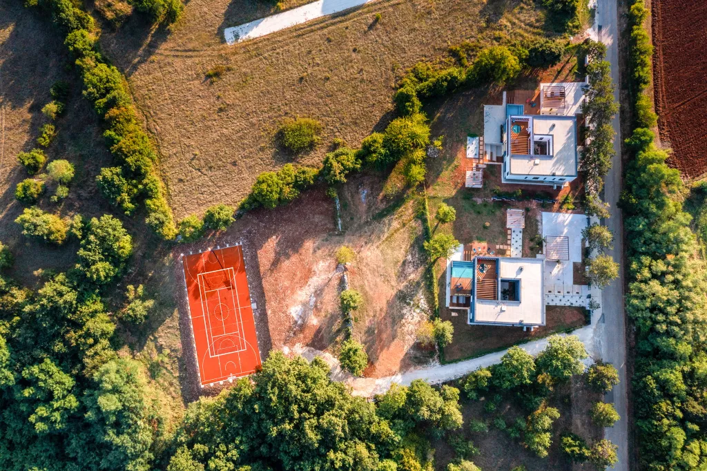 Contemporary Holiday Villa with Pool in Svetvinčenat