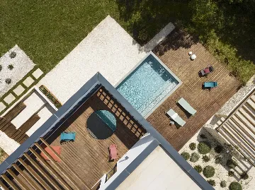 Contemporary Holiday Villa with Pool in Svetvinčenat