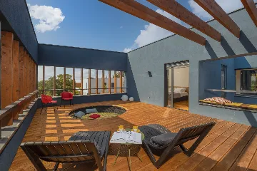 Spacious Villa with Heated Pool in Svetvinčenat