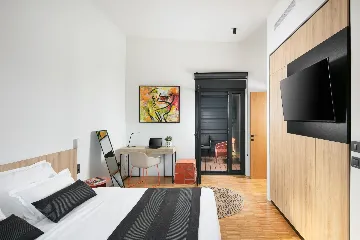 Spacious Villa with Heated Pool in Svetvinčenat