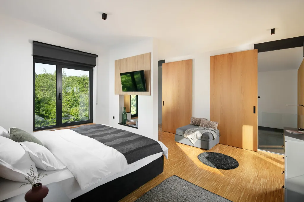 Spacious Villa with Heated Pool in Svetvinčenat
